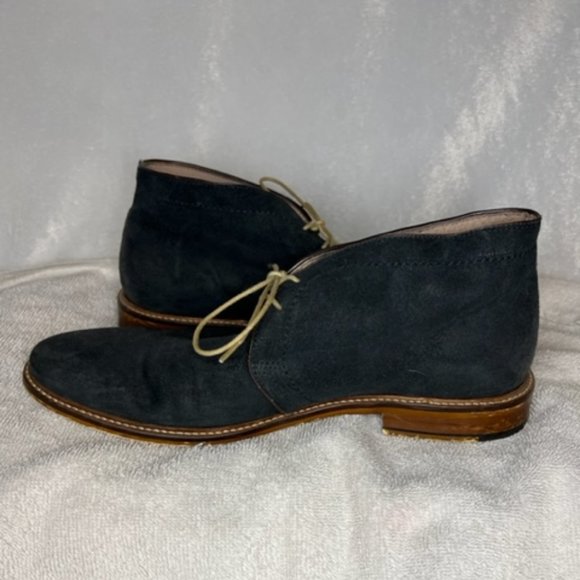 Banana Republic Chukka Boots